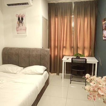 ספאנג Hzb301-Selfcheck-In-Wi-Fi- Netflix- Parking- Pool-2 Bedroom- Klia, 7099 מראה חיצוני תמונה