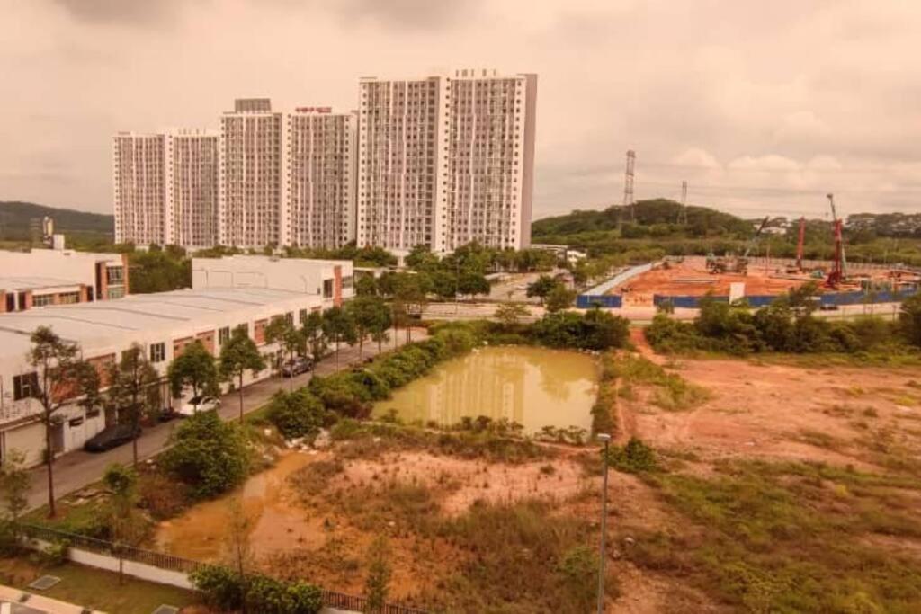 ספאנג Hzb301-Selfcheck-In-Wi-Fi- Netflix- Parking- Pool-2 Bedroom- Klia, 7099 מראה חיצוני תמונה